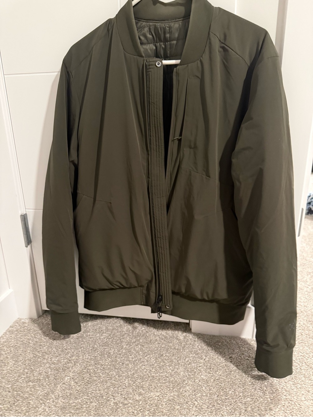 Men’s lululemon reversible bomber jacket